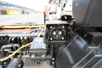 �ɵ�EW7 ��ɲ 4.18�׵��Ŵ��綯��ʽ�Ῠ ����ʱ��100.27kWhͼƬ