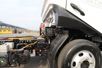 �ɵ�EW7 ��ɲ 4.18�׵��Ŵ��綯��ʽ�Ῠ ����ʱ��100.27kWhͼƬ