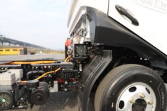 飞碟EW7 气刹 4.18米单排纯电动厢式轻卡 宁德时代100.27kWh