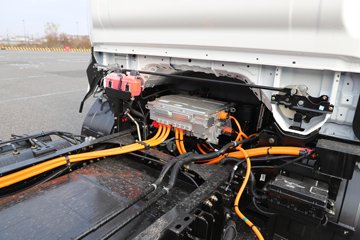 �ɵ�EW7 ��ɲ 4.18�׵��Ŵ��綯��ʽ�Ῠ ����ʱ��100.27kWhͼƬ