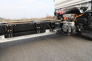 �ɵ�EW7 ��ɲ 4.18�׵��Ŵ��綯��ʽ�Ῠ ����ʱ��100.27kWhͼƬ