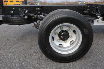 �ɵ�EW7 ��ɲ 4.18�׵��Ŵ��綯��ʽ�Ῠ ����ʱ��100.27kWhͼƬ