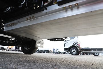 �ɵ�EW7 ��ɲ 4.18�׵��Ŵ��綯��ʽ�Ῠ ����ʱ��100.27kWhͼƬ