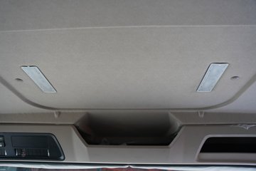 �����ǵ¿�SITRAK G7M  8X4 6.2�״��綯�Ű���ж�� �й�����600kWhͼƬ