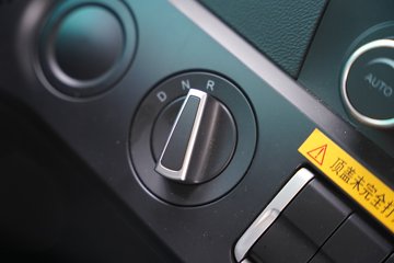 �����ǵ¿�SITRAK G7M  8X4 6.2�״��綯�Ű���ж�� �й�����600kWhͼƬ