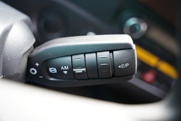 �����ǵ¿�SITRAK G7M  8X4 6.2�״��綯�Ű���ж�� �й�����600kWhͼƬ