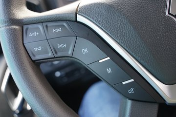 �����ǵ¿�SITRAK G7M  8X4 6.2�״��綯�Ű���ж�� �й�����600kWhͼƬ