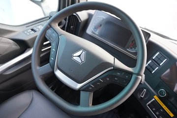 �����ǵ¿�SITRAK G7M  8X4 6.2�״��綯�Ű���ж�� �й�����600kWhͼƬ