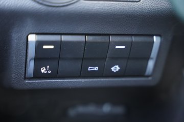 �����ǵ¿�SITRAK G7M  8X4 6.2�״��綯�Ű���ж�� �й�����600kWhͼƬ