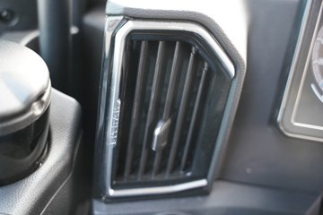 �����ǵ¿�SITRAK G7M  8X4 6.2�״��綯�Ű���ж�� �й�����600kWhͼƬ