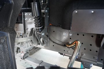 �����ǵ¿�SITRAK G7M  8X4 6.2�״��綯�Ű���ж�� �й�����600kWhͼƬ