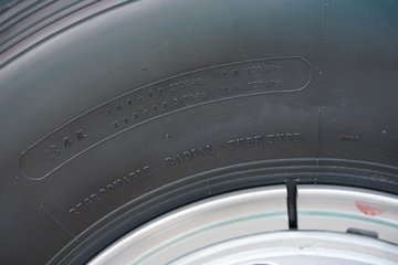 �����ǵ¿�SITRAK G7M  8X4 6.2�״��綯�Ű���ж�� �й�����600kWhͼƬ