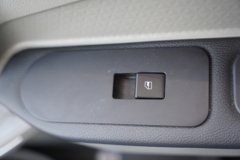 重汽豪曼 牛气冲天MAX 2.5L柴油 160马力 万里扬6档 4.15米单排栏板轻卡 重汽豪曼 牛气冲天MAX 2.5L柴油 160马力 万里扬6档 4.15米单排栏板轻卡