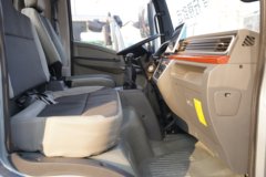 重汽豪曼 牛气冲天MAX 2.5L柴油 160马力 万里扬6档 4.15米单排栏板轻卡 重汽豪曼 牛气冲天MAX 2.5L柴油 160马力 万里扬6档 4.15米单排栏板轻卡