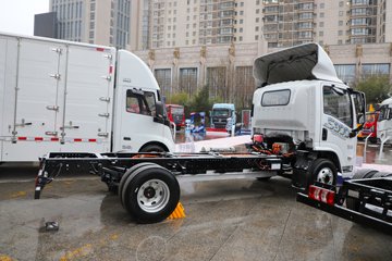 �������ó� ����S300 ���а� ��ɲ 4.2�׵��Ŵ��綯��ʽ�Ῠ ����ʱ��165.15kWhͼƬ