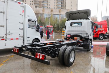 �������ó� ����S300 ���а� ��ɲ 4.2�׵��Ŵ��綯��ʽ�Ῠ ����ʱ��165.15kWhͼƬ