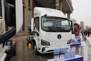 �������ó� ����S300 ���а� ��ɲ 4.2�׵��Ŵ��綯��ʽ�Ῠ ����ʱ��165.15kWhͼƬ