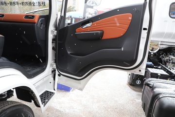 �������ó� ����S300 ���а� ��ɲ 4.2�׵��Ŵ��綯��ʽ�Ῠ ����ʱ��165.15kWhͼƬ