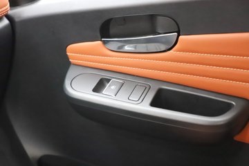 �������ó� ����S300 ���а� ��ɲ 4.2�׵��Ŵ��綯��ʽ�Ῠ ����ʱ��165.15kWhͼƬ