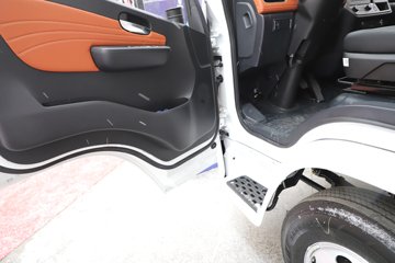 �������ó� ����S300 ���а� ��ɲ 4.2�׵��Ŵ��綯��ʽ�Ῠ ����ʱ��165.15kWhͼƬ