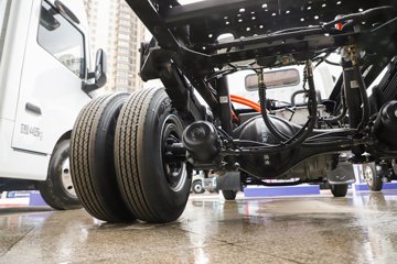 �������ó� ����S300 ���а� ��ɲ 4.2�׵��Ŵ��綯��ʽ�Ῠ ����ʱ��165.15kWhͼƬ