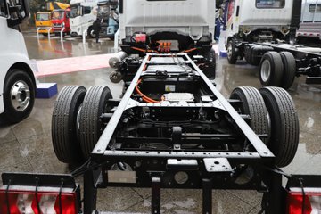 �������ó� ����S300 ���а� ��ɲ 4.2�׵��Ŵ��綯��ʽ�Ῠ ����ʱ��165.15kWhͼƬ