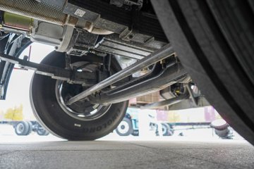 ��������M5000 7L���� 350���� 4X2 6.8�ײ�դʽ�ػ���ͼƬ