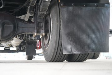 ��������M5000 7L���� 350���� 4X2 6.8�ײ�դʽ�ػ���ͼƬ