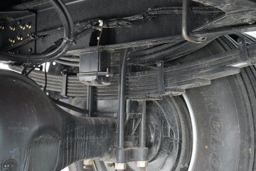 ��������M5000 7L���� 350���� 4X2 6.8�ײ�դʽ�ػ���ͼƬ