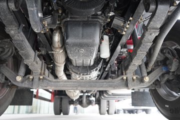 ��������M5000 7L���� 350���� 4X2 6.8�ײ�դʽ�ػ���ͼƬ