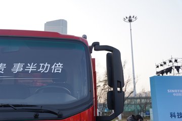 �й������ɶ����ó� V2-X 3L���� 170���� 4X2 ��ʿ��10�� 3.8���Ű���ж��ͼƬ