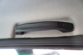 V2-X&nbsp;自卸车驾驶室                                               图片