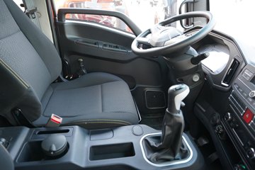 �й������ɶ����ó� V2-X 3L���� 170���� 4X2 ��ʿ��10�� 3.8���Ű���ж��ͼƬ