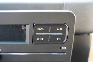 �й������ɶ����ó� V2-X 3L���� 170���� 4X2 ��ʿ��10�� 3.8���Ű���ж��ͼƬ