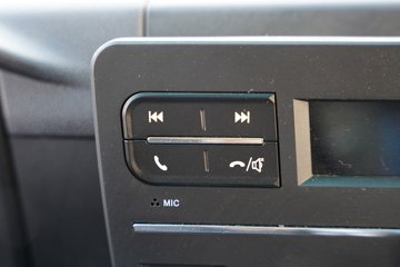 �й������ɶ����ó� V2-X 3L���� 170���� 4X2 ��ʿ��10�� 3.8���Ű���ж��ͼƬ