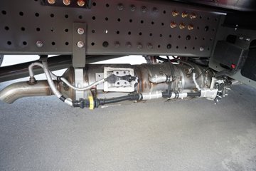 �й������ɶ����ó� V2-X 3L���� 170���� 4X2 ��ʿ��10�� 3.8���Ű���ж��ͼƬ