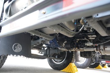 �й������ɶ����ó� V2-X 3L���� 170���� 4X2 ��ʿ��10�� 3.8���Ű���ж��ͼƬ