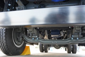 �й������ɶ����ó� V2-X 3L���� 170���� 4X2 ��ʿ��10�� 3.8���Ű���ж��ͼƬ