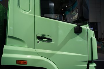 �й������ɶ����ó� V5-X 6X4 ���綯ǣ���� ����ʱ��400kWhͼƬ