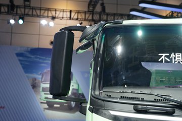 �й������ɶ����ó� V5-X 6X4 ���綯ǣ���� ����ʱ��400kWhͼƬ