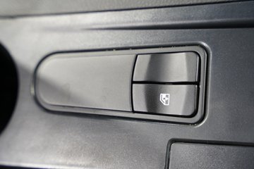 �й������ɶ����ó� V5-X 6X4 ���綯ǣ���� ����ʱ��400kWhͼƬ