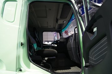 �й������ɶ����ó� V5-X 6X4 ���綯ǣ���� ����ʱ��400kWhͼƬ