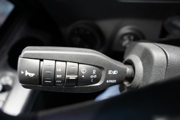 �й������ɶ����ó� V5-X 6X4 ���綯ǣ���� ����ʱ��400kWhͼƬ