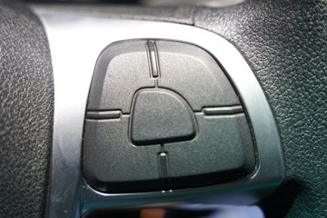 �й������ɶ����ó� V5-X 6X4 ���綯ǣ���� ����ʱ��400kWhͼƬ