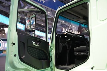 �й������ɶ����ó� V5-X 6X4 ���綯ǣ���� ����ʱ��400kWhͼƬ