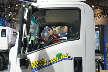 �й������ɶ����ó� V3-X 4X2 ���Ŵ��綯��ʽ�Ῠ 140kWhͼƬ