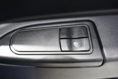 中国重汽成都商用车 V3-X 4X2 单排纯电动厢式轻卡 140kWh 中国重汽成都商用车 V3-X 4X2 单排纯电动厢式轻卡 140kWh