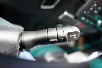 �й������ɶ����ó� V3-X 4X2 ���Ŵ��綯��ʽ�Ῠ 140kWhͼƬ