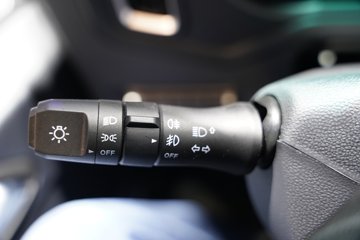 �й������ɶ����ó� V3-X 4X2 ���Ŵ��綯��ʽ�Ῠ 140kWhͼƬ