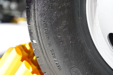 �й������ɶ����ó� V3-X 4X2 ���Ŵ��綯��ʽ�Ῠ 140kWhͼƬ